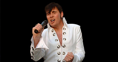 Mark Summers as Elvis