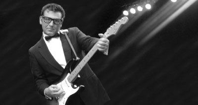 Alan Beck as Buddy Holly